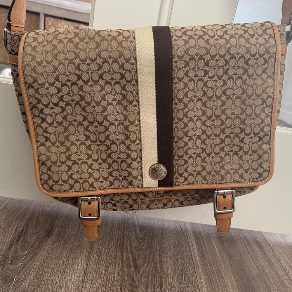 Coach Messenger Bag